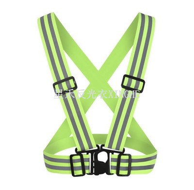 Reguleeritud peegeldav elastne rihm öiseks jooksmiseks