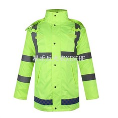 Ohutust peegeldavad vihmamantlid