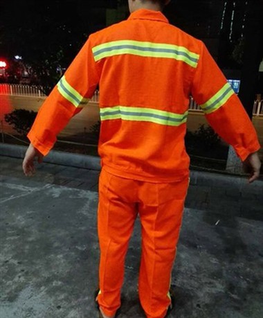 Angel Escort sanitaartöötajatele, taskutega helkurvestid